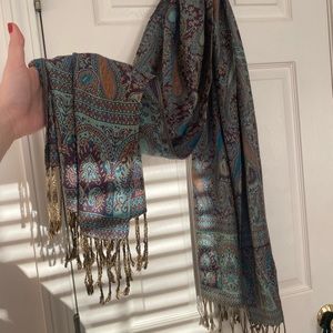Never been worn scarf